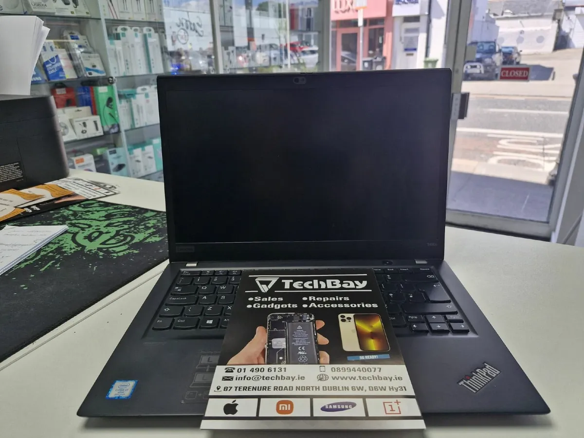 lenovo T490s i7 16/256gb