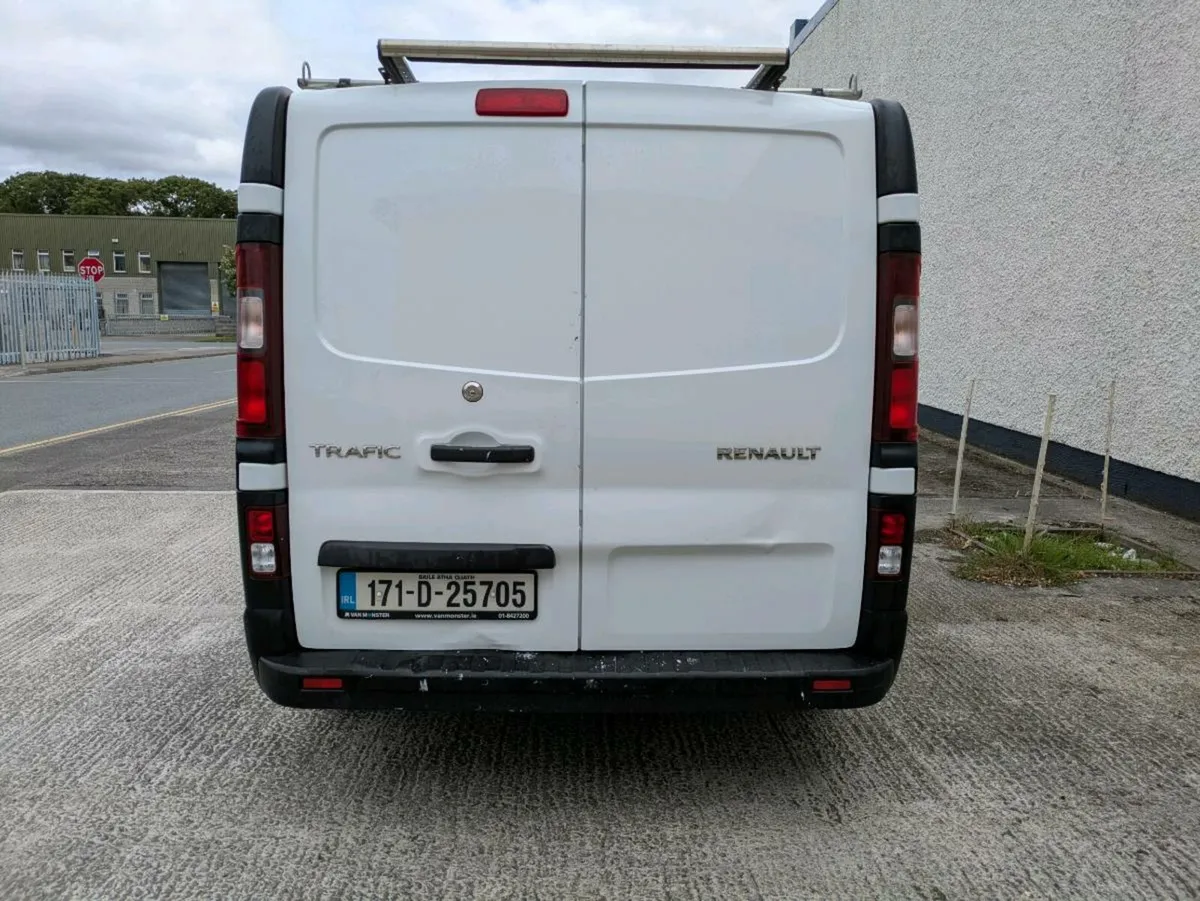 Renault Traffic LWB - Image 3