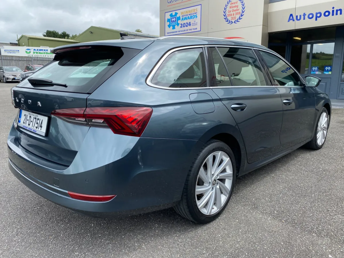 2.0 TDI STYLE COMBI (150bhp) - SAVE 2000eur - Image 3