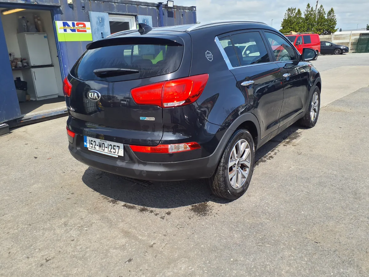 Kia sportage 2015 diesel Light front damage - Image 3