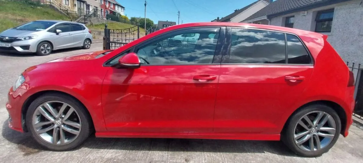 Volkswagon Golf R-line 1.2 Petrol - Image 1