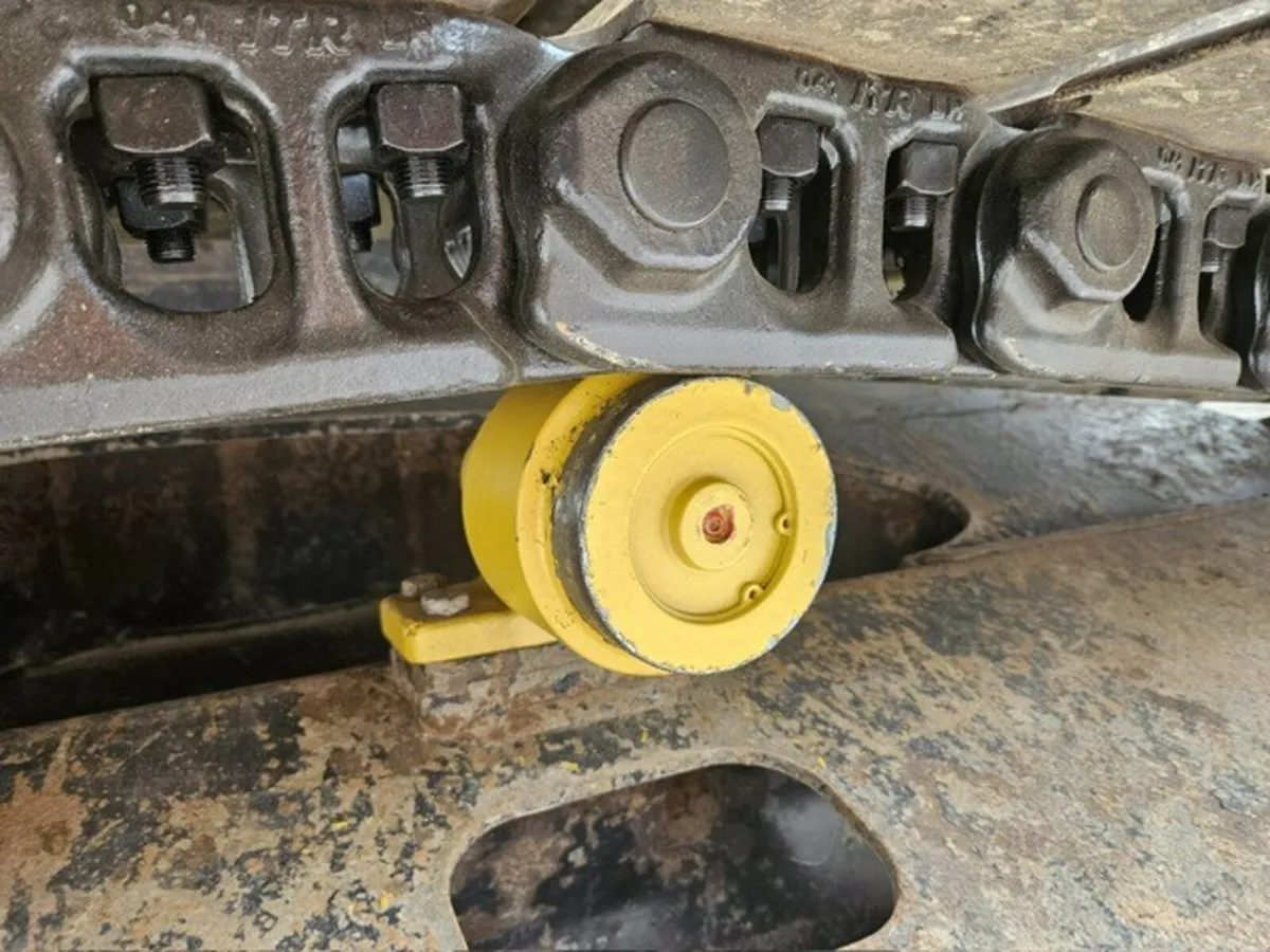 Track Solutions @ Undercarriage Ireland - Image 2