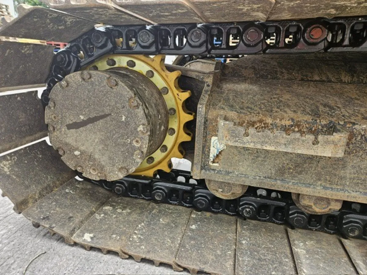 Track Solutions @ Undercarriage Ireland - Image 1