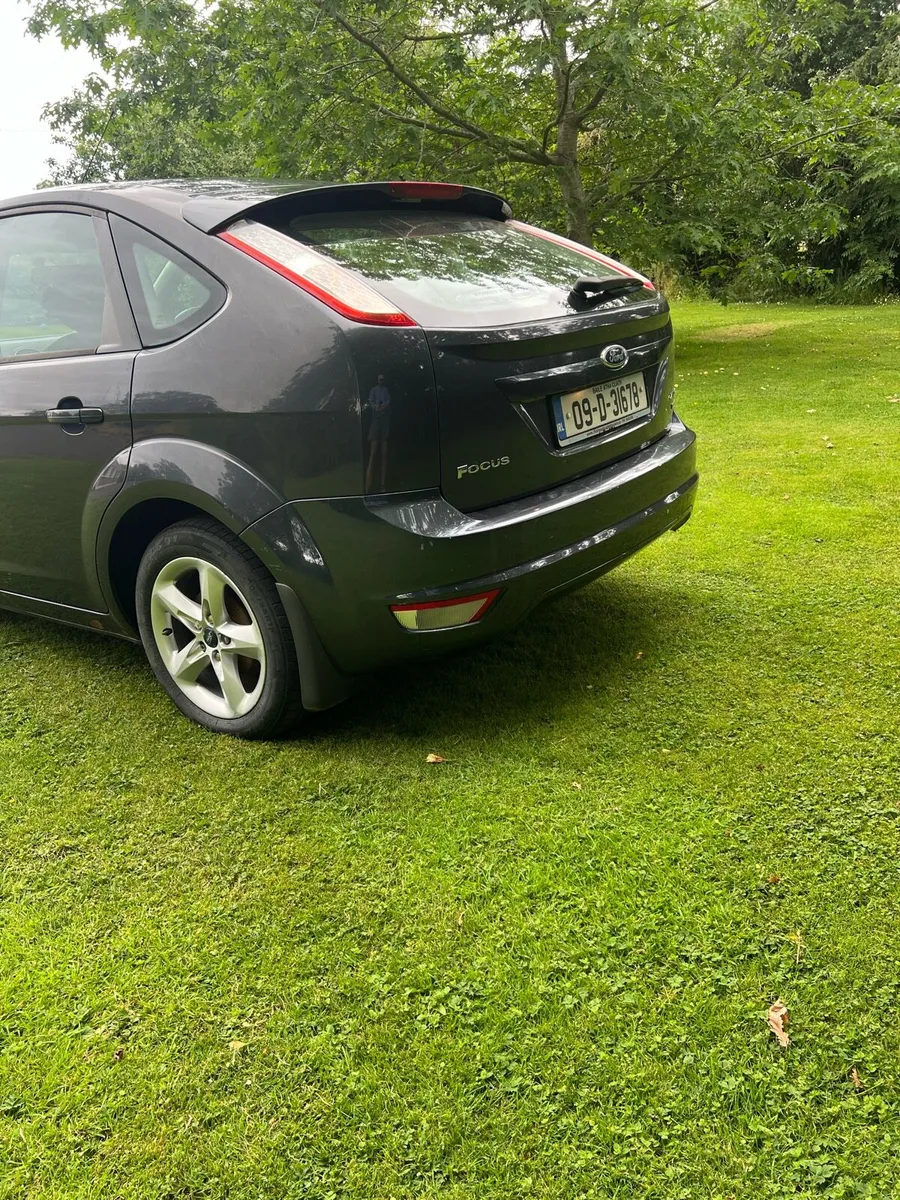 Ford Focus Zetec - Image 4
