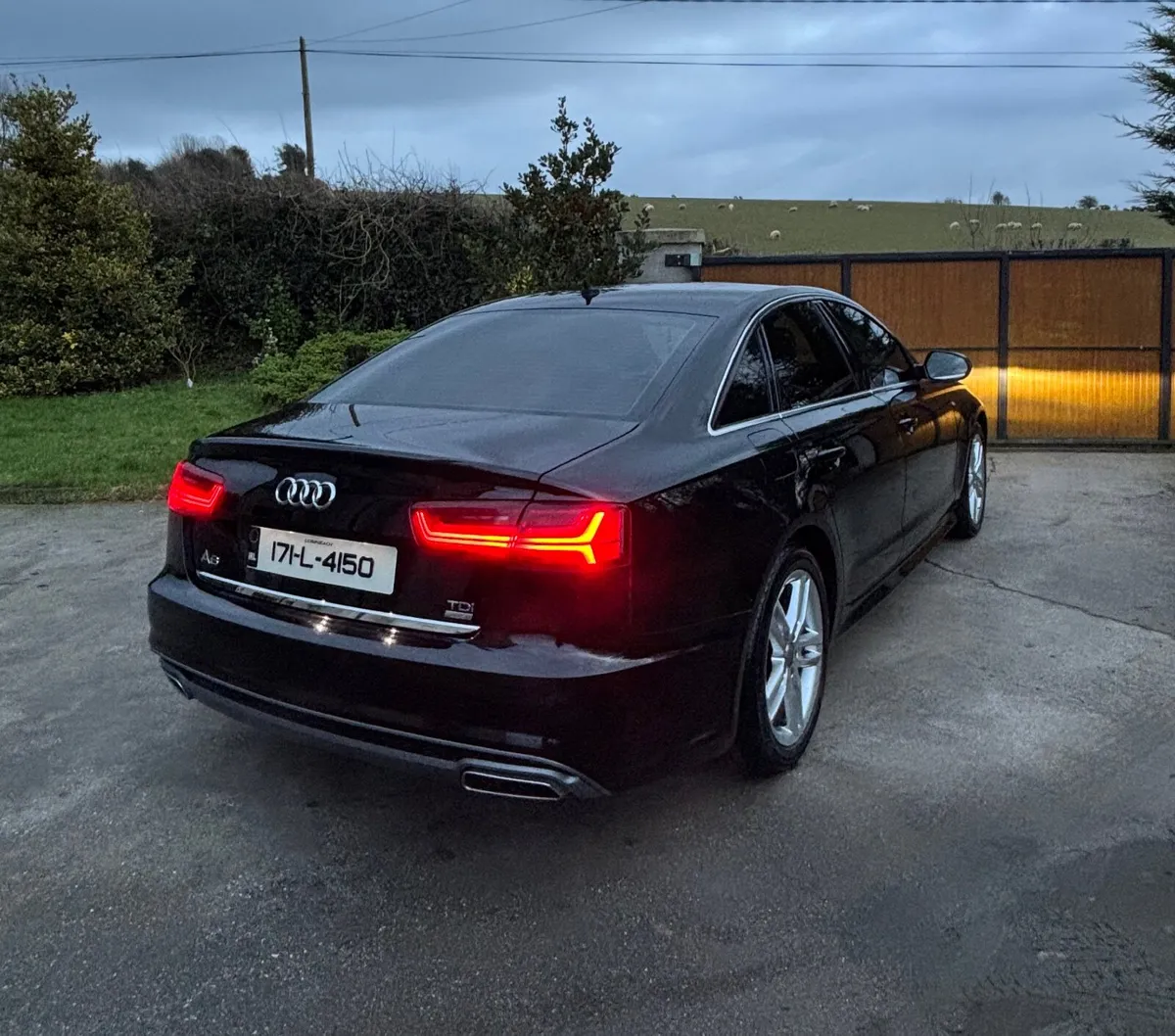 Black Audi A6 S-line - NCT till 2027 - Image 3