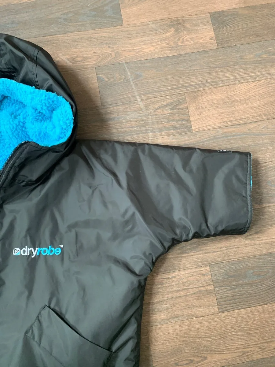 Dry robe - Image 4
