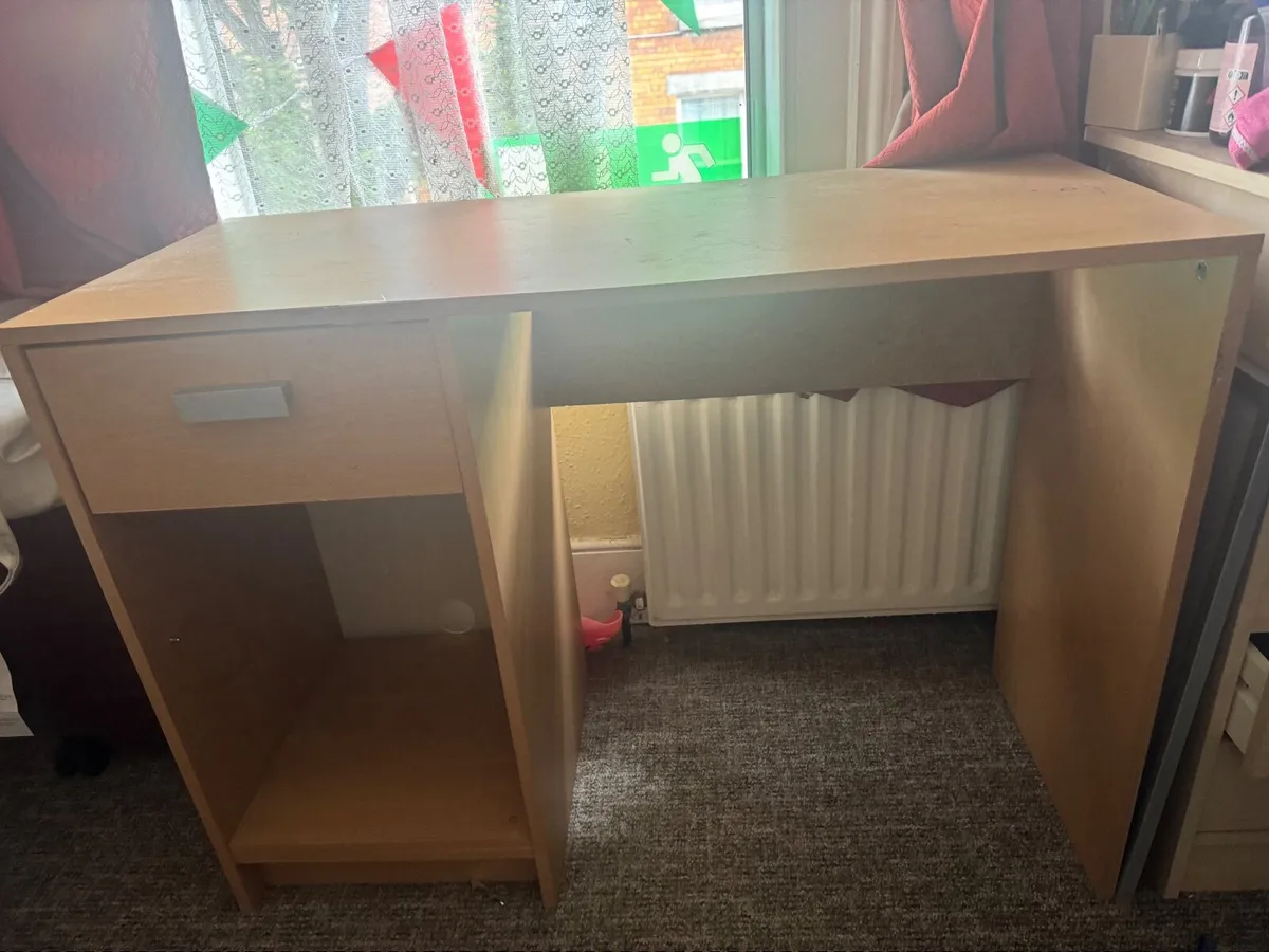 Brown desk - Image 3