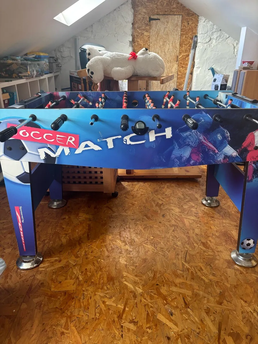 Foosball table - Image 1