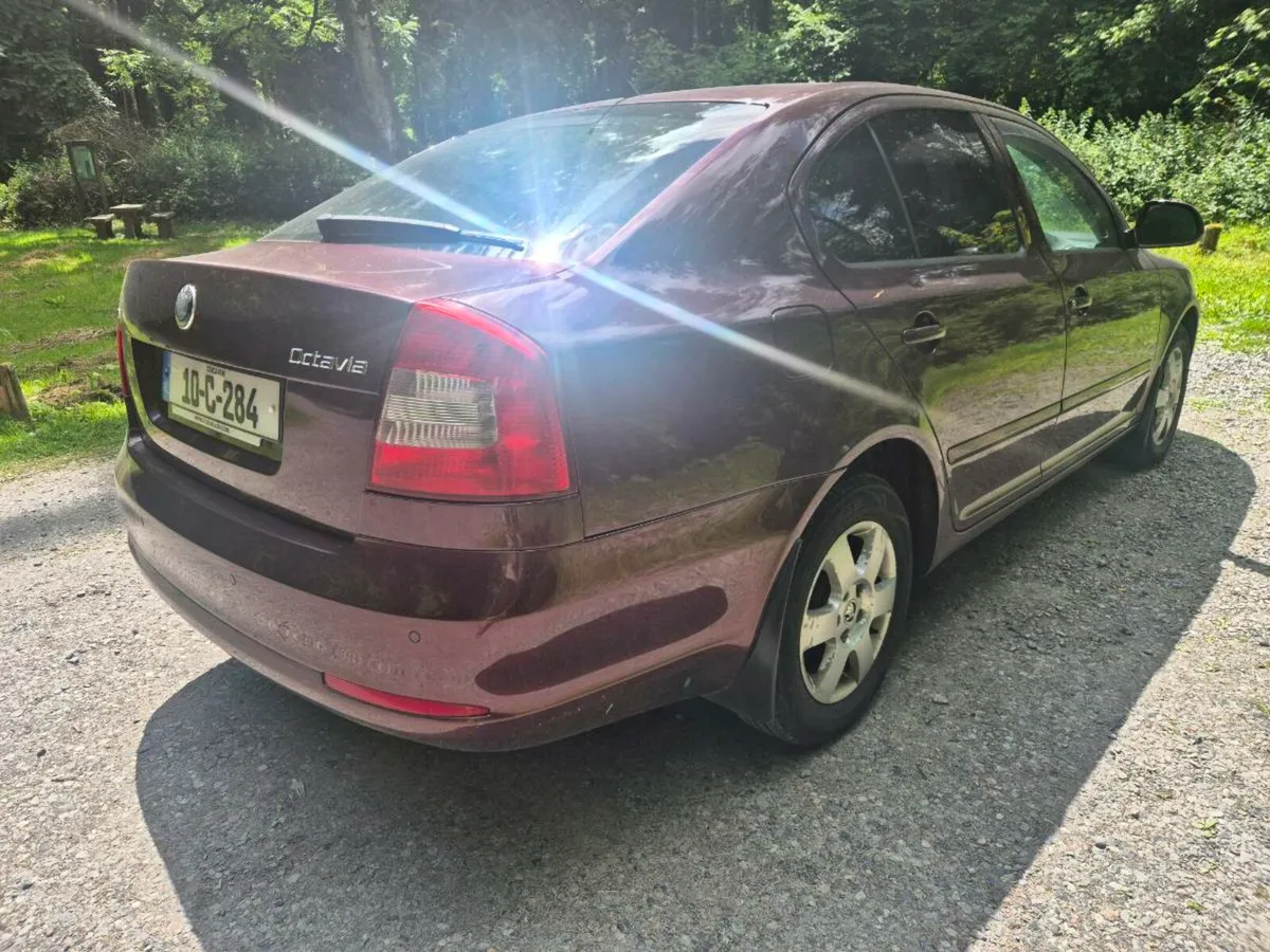 10 Skoda Octavia 1.6 NCT 4-26 - Image 2