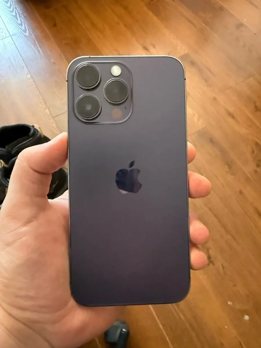 phone - Image 1