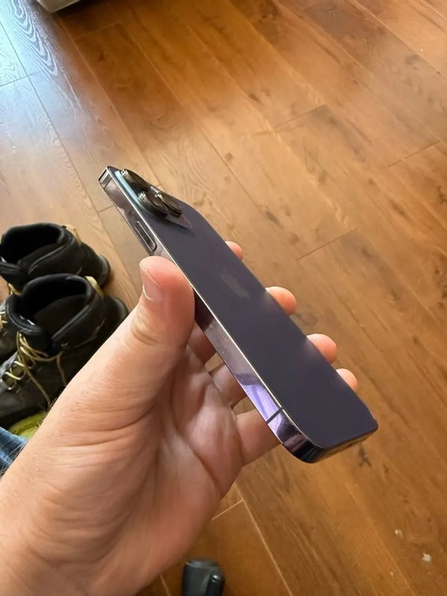 phone - Image 3