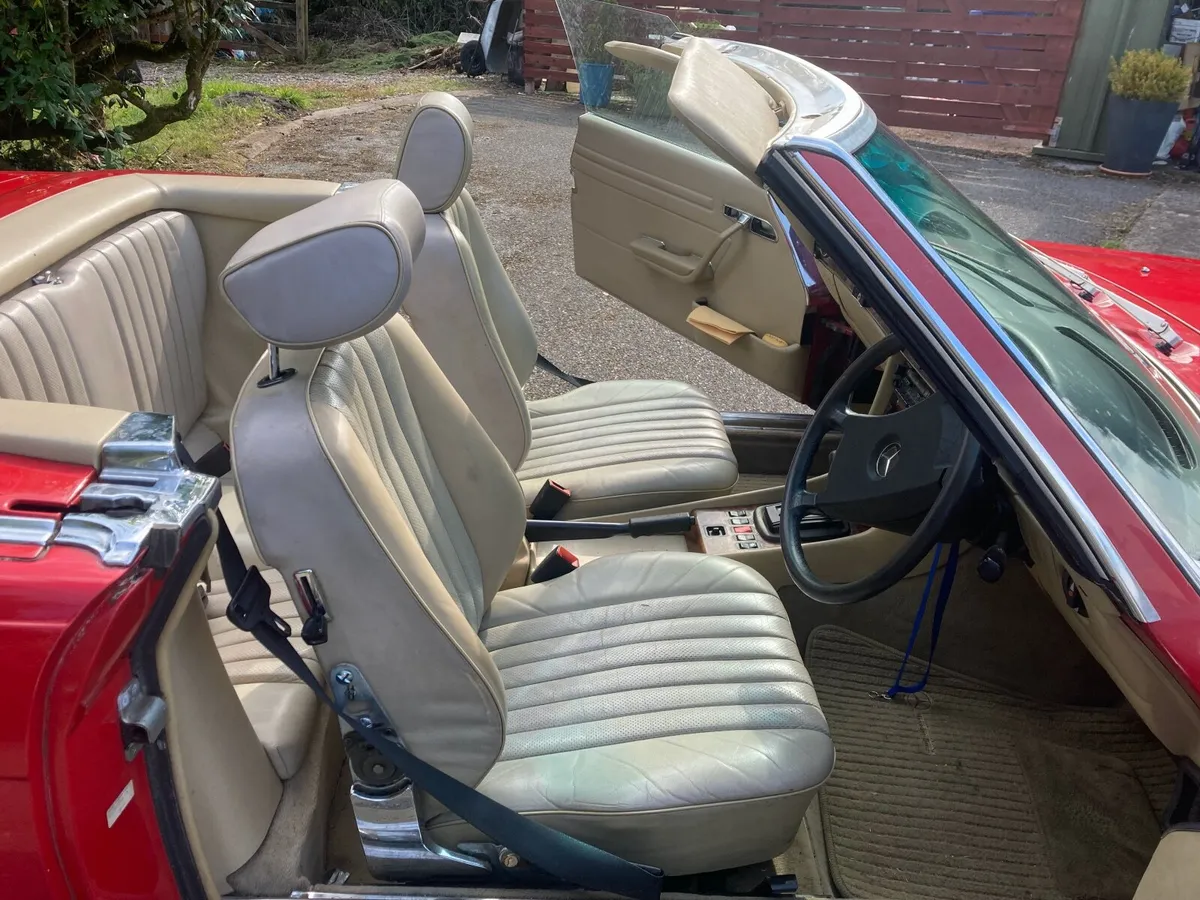 Mercedes-Benz  280SL - Image 2