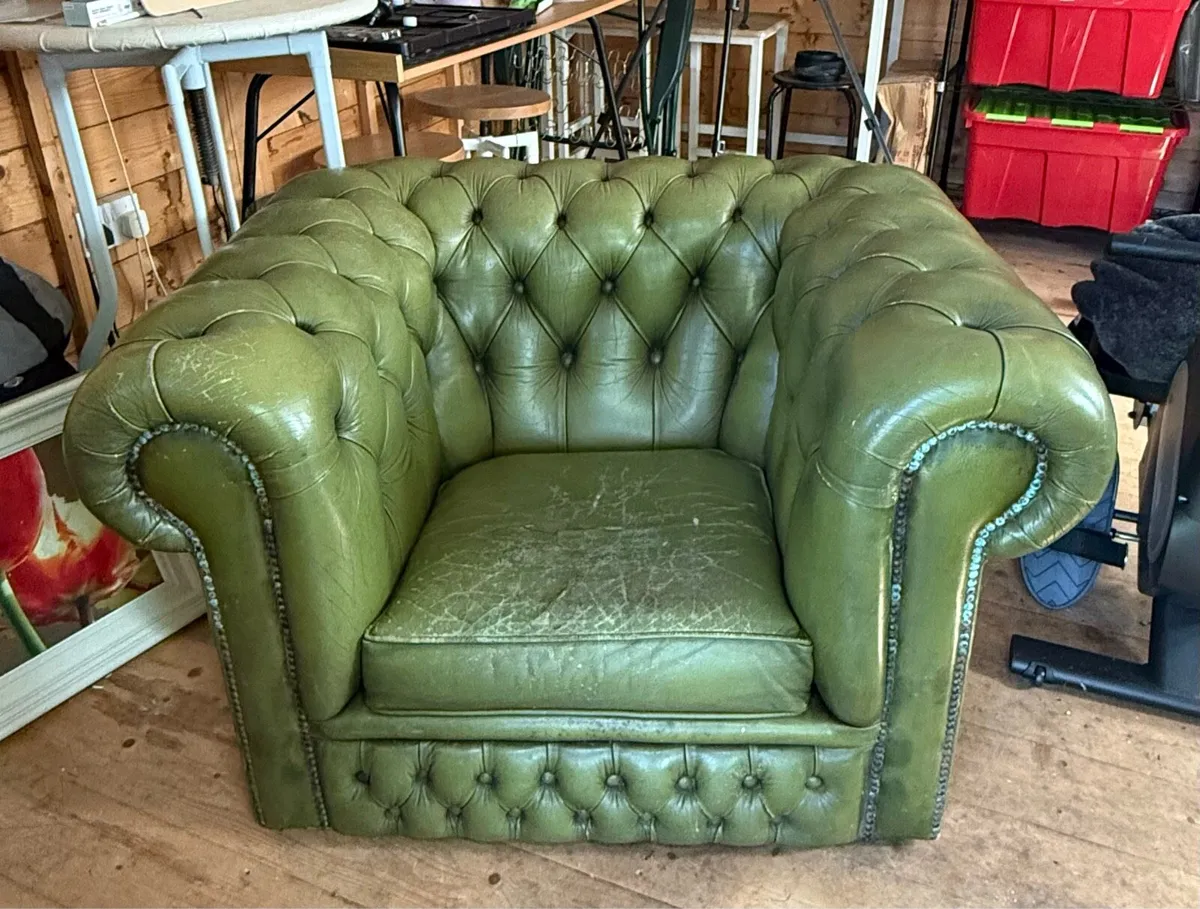 Armchair - Image 1