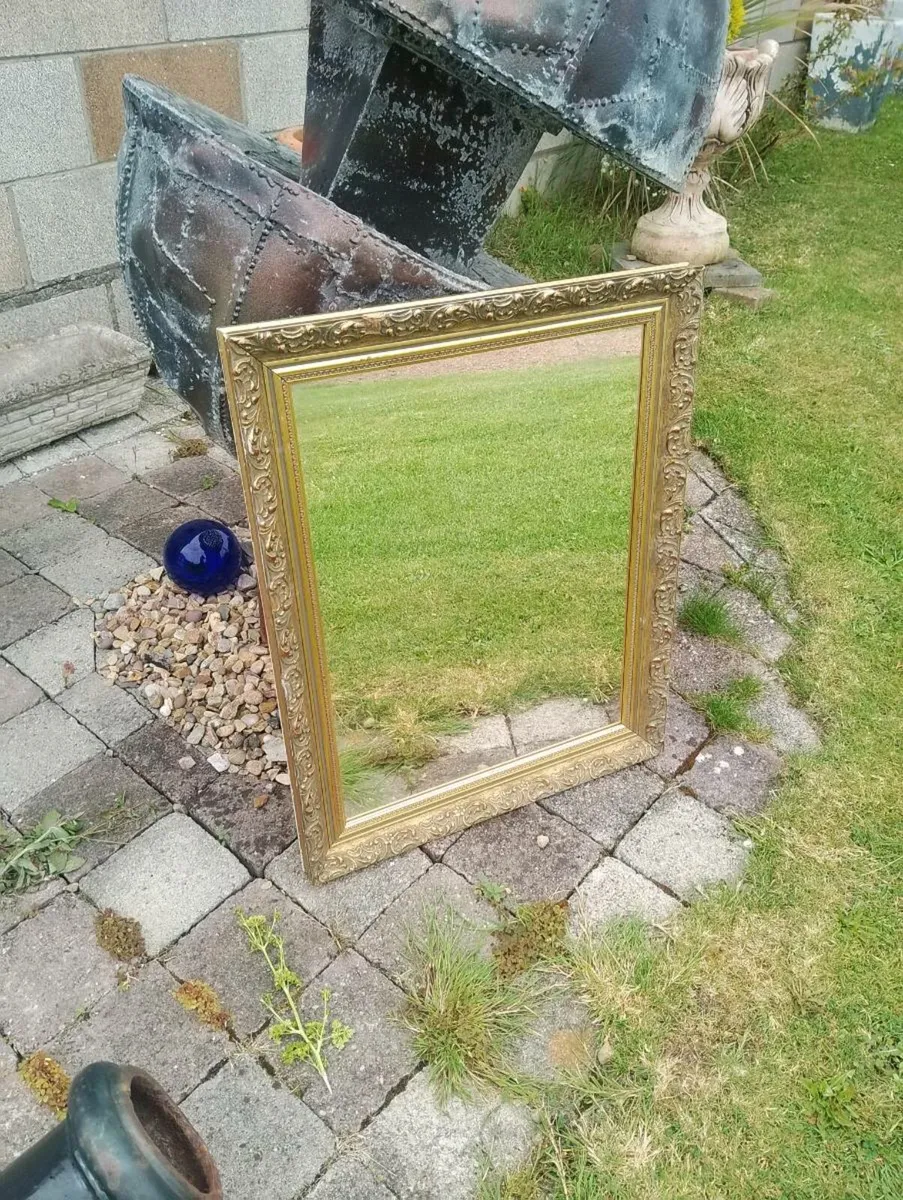 Gorgeous mirror - Image 1