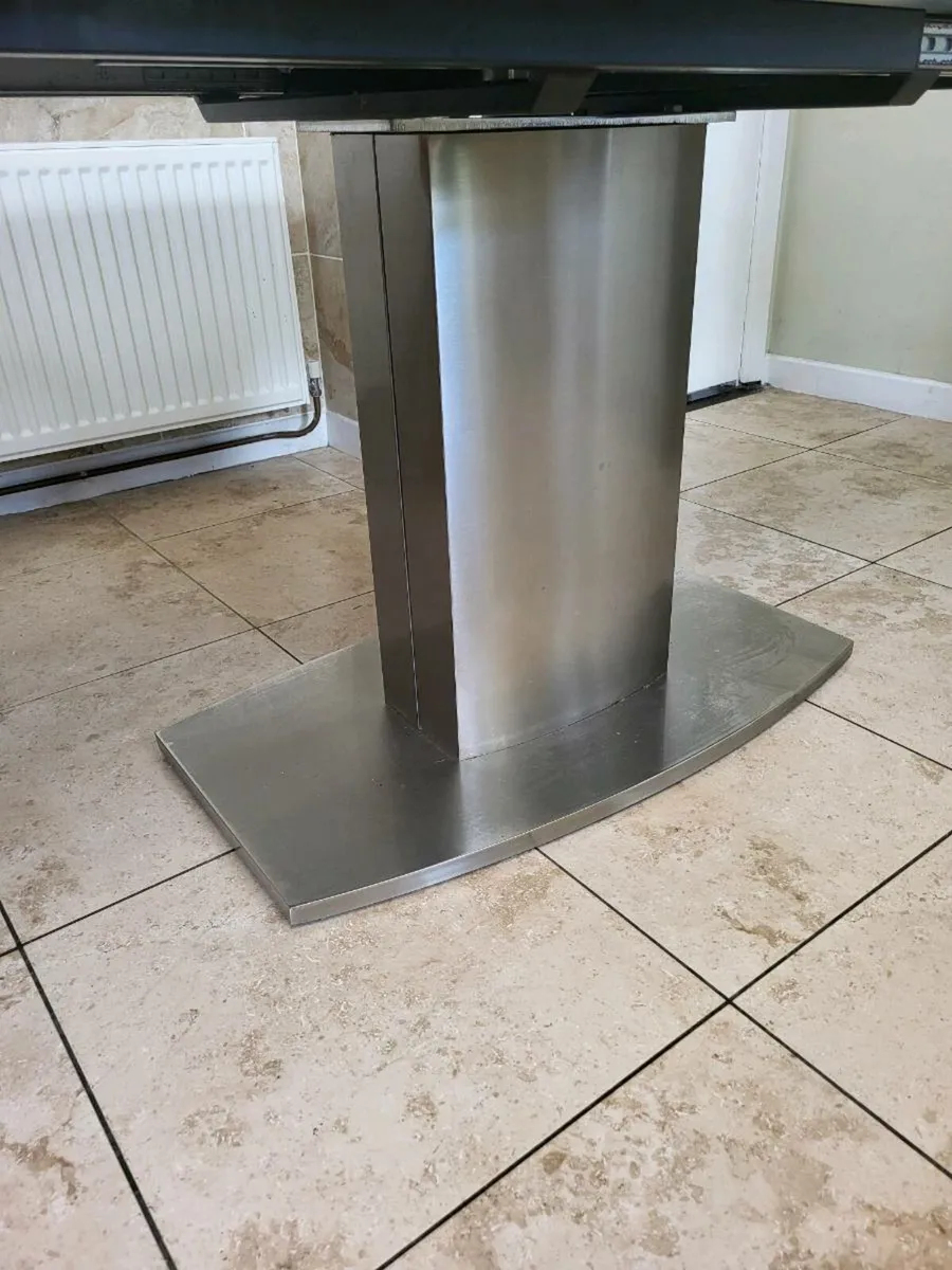 Kitchen extendable dining table - Image 4