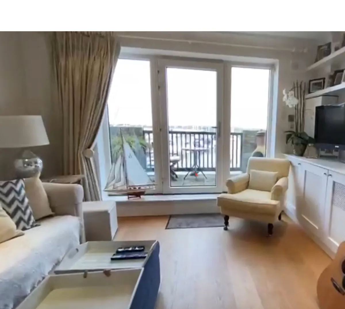 Curtain - patio doors - Image 1