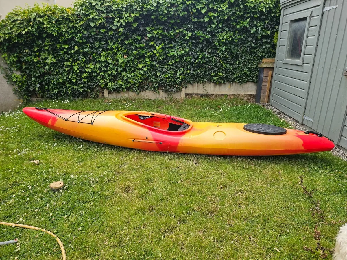 Kayak - Image 3