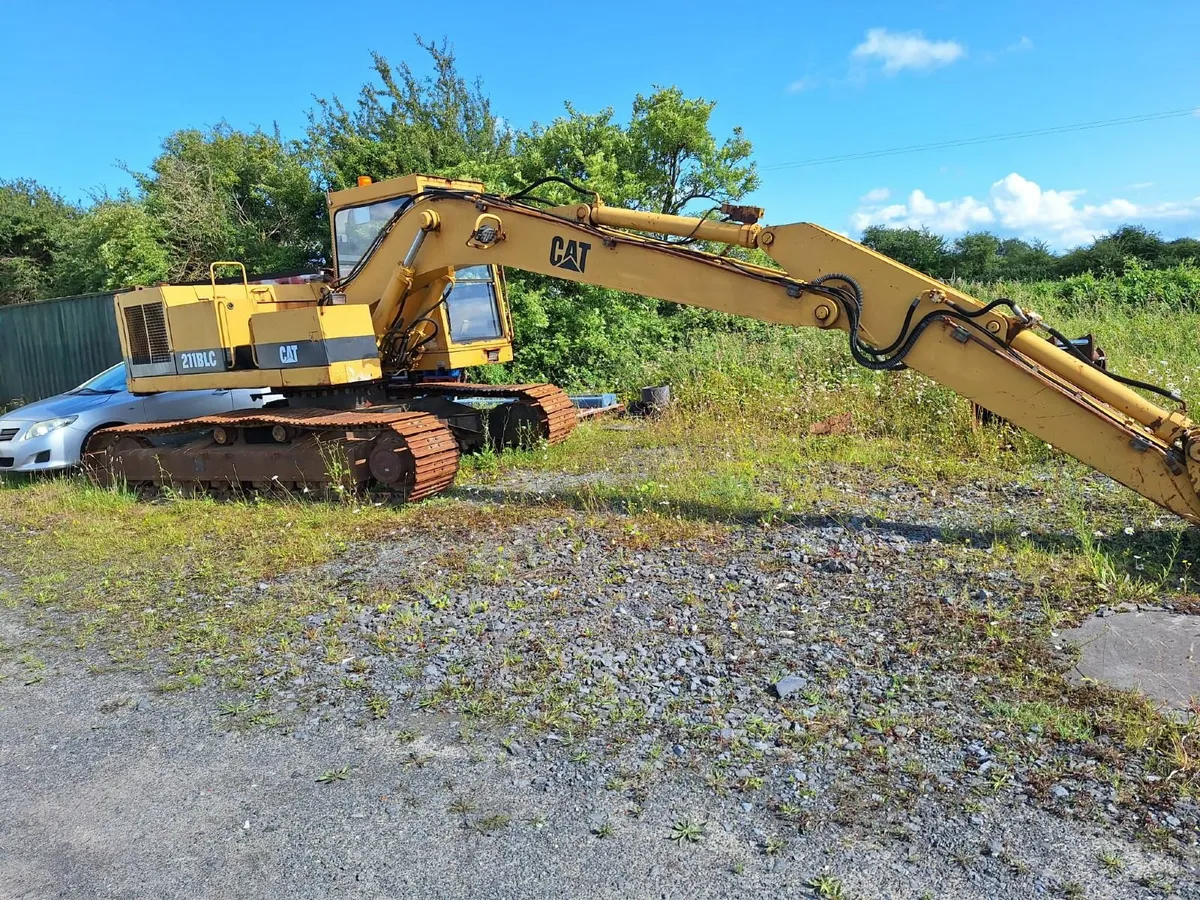 CAT Excavator 18T - Image 2