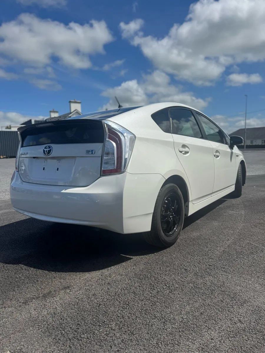 Toyota Prius S 2013, Hybrid, NCT, Tax, Warranty - Image 4