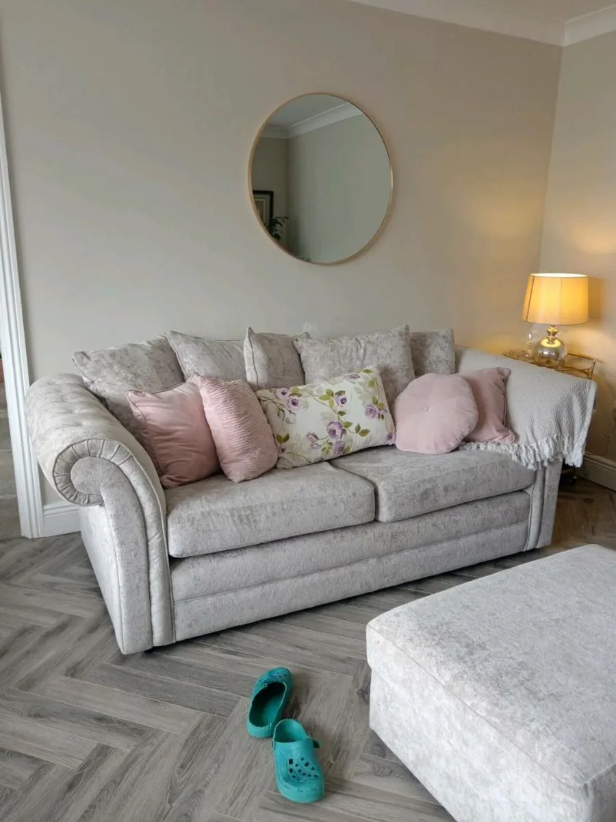 Sofa / Couch - Image 2