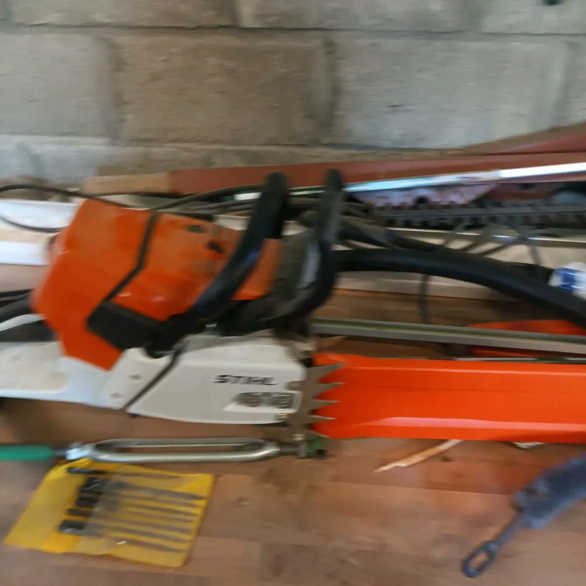 Chainsaw - Image 1