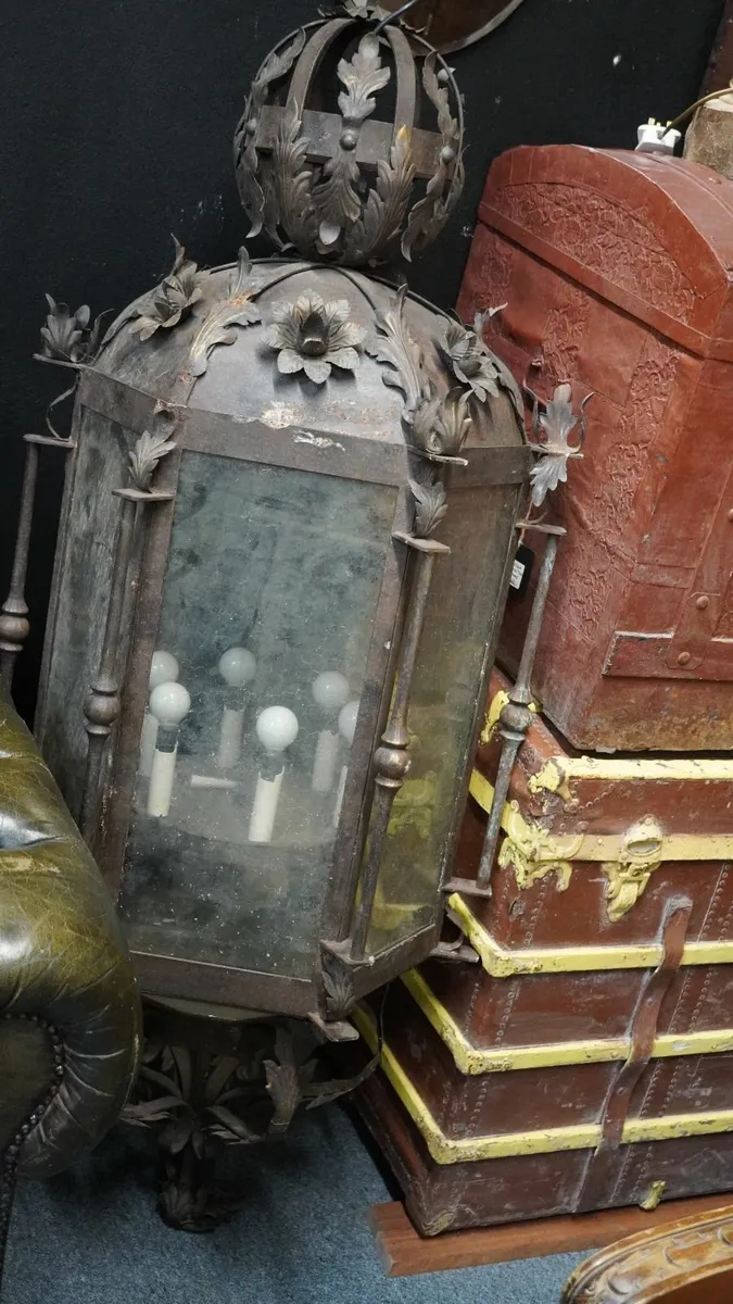 🔹 Large Antique Iron Lantern - Image 1