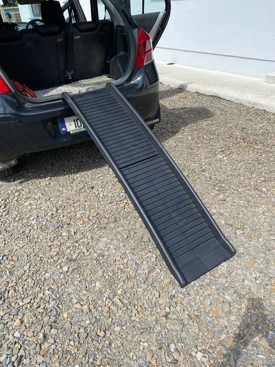 Dog ramp - Image 1
