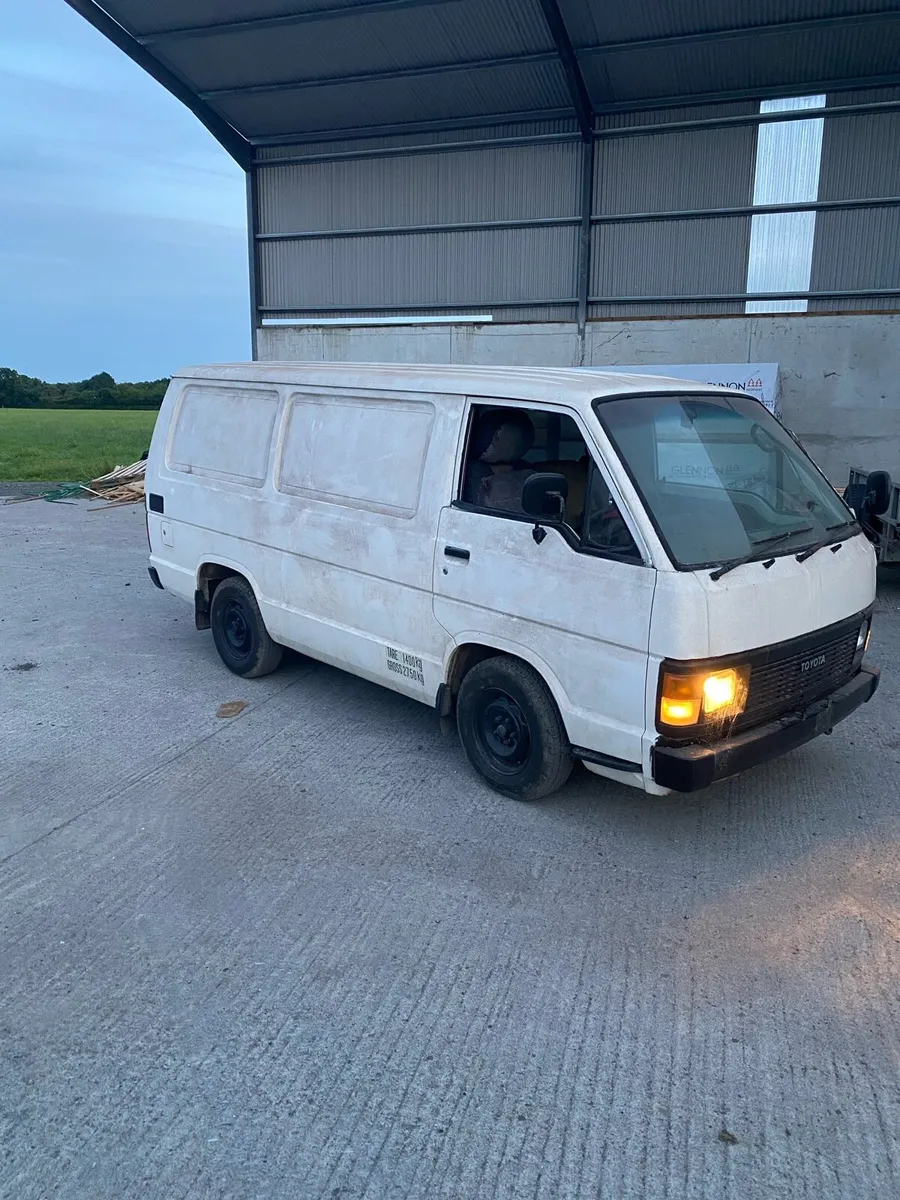 Toyota Hiace - Image 1