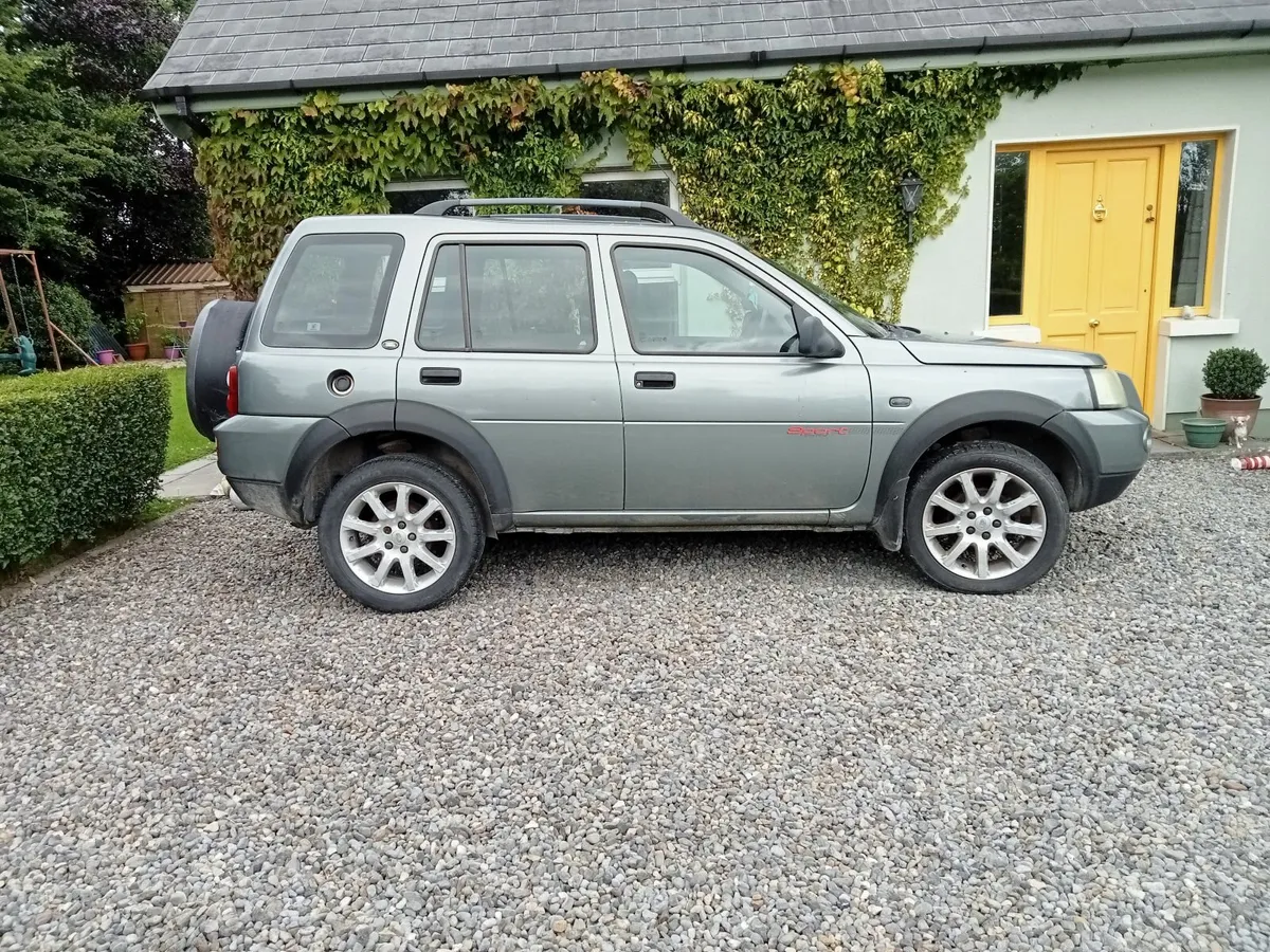Land Rover Freelander 2006 - Image 1