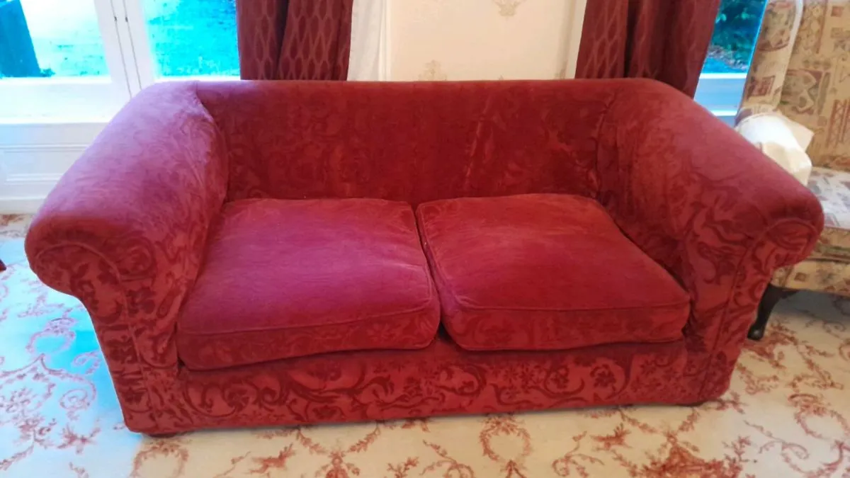 3 seaters and 2 seaters and 1 seater - Image 1
