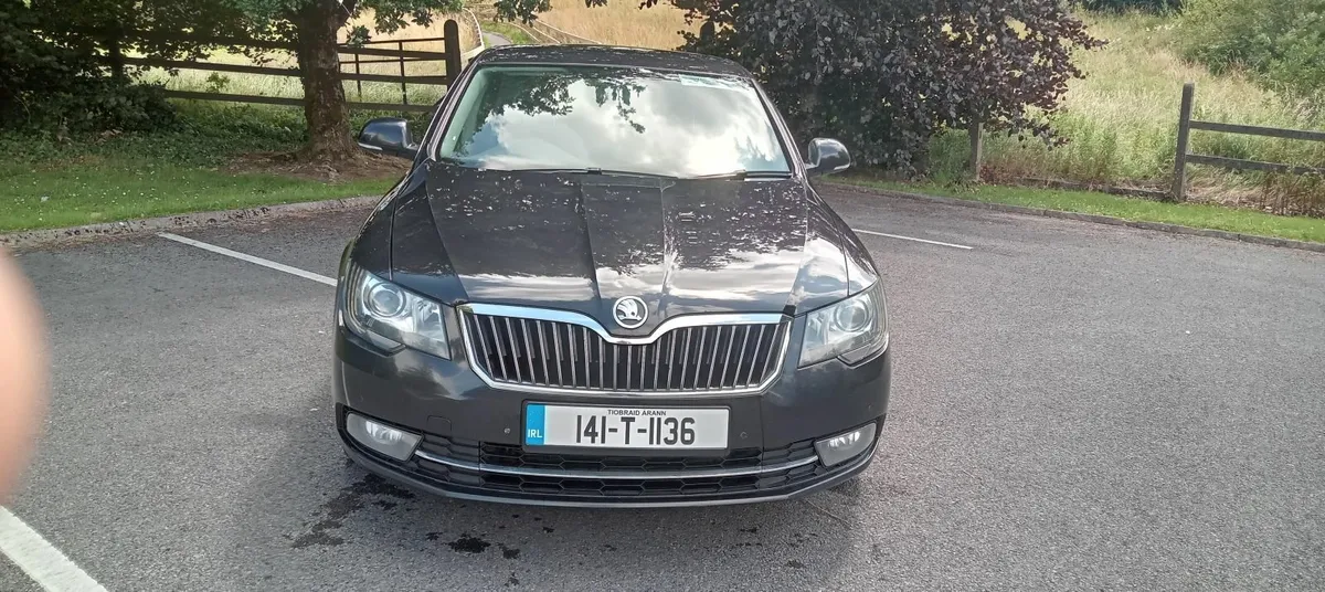 Skoda Superb 2014 - Image 2