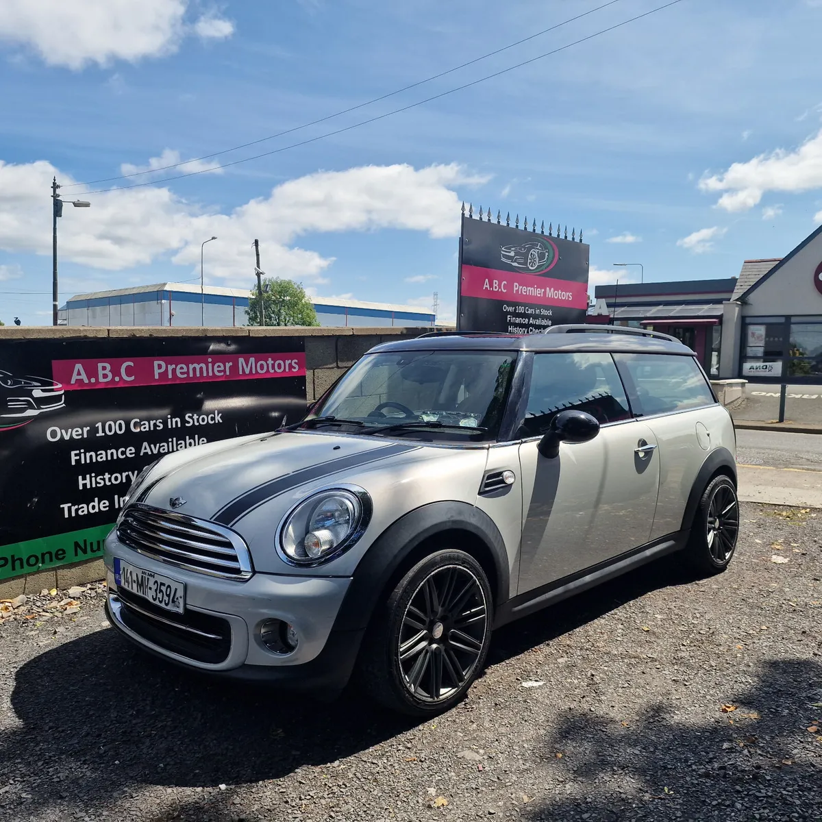 Mini Cooper 2014 Low Miles 65k miles - Image 2