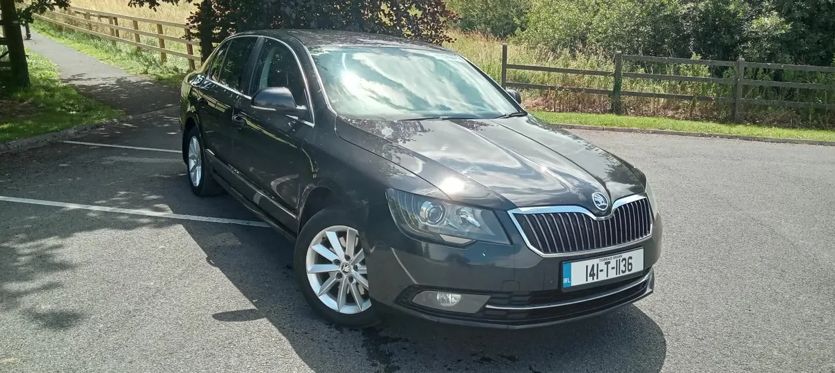 Skoda Superb 2014 - Image 4