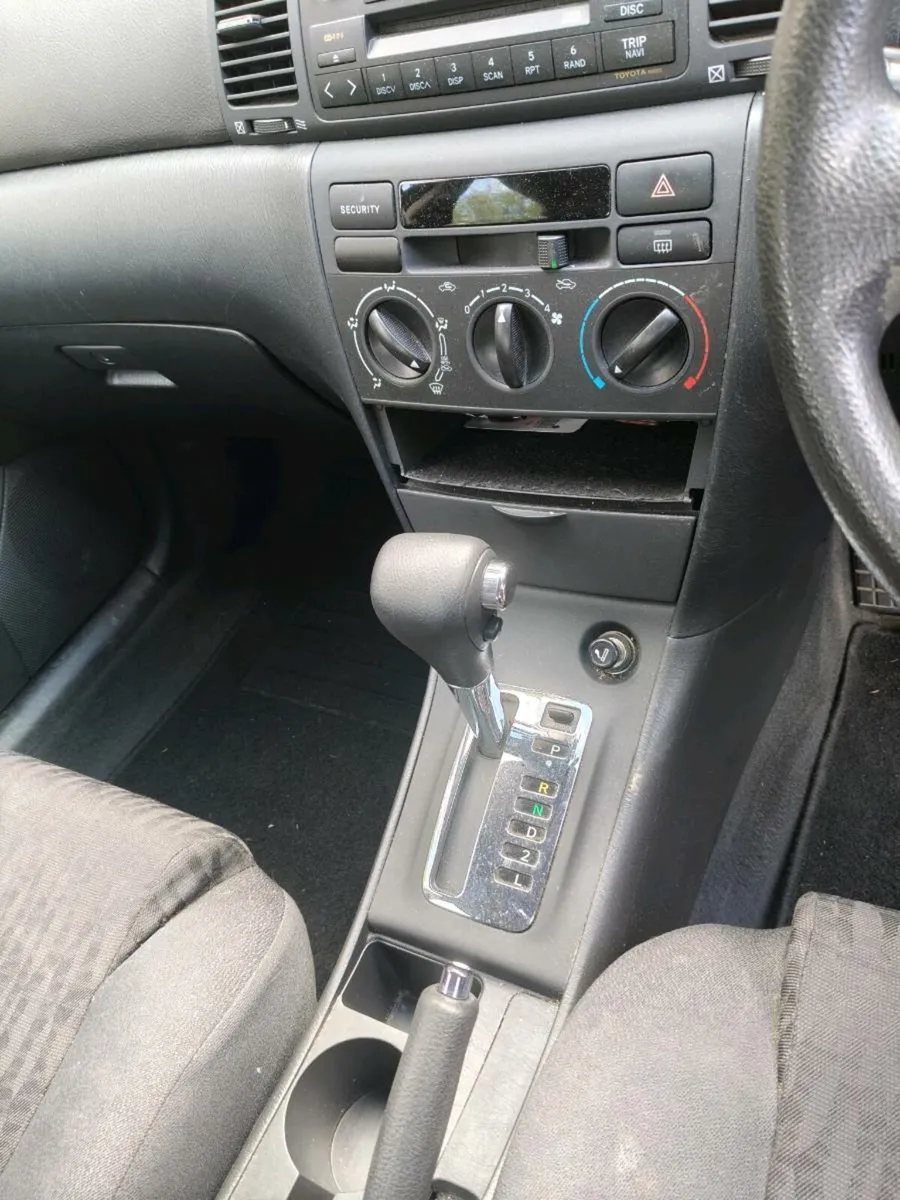Toyota Corolla 2003– Automatic - Image 3