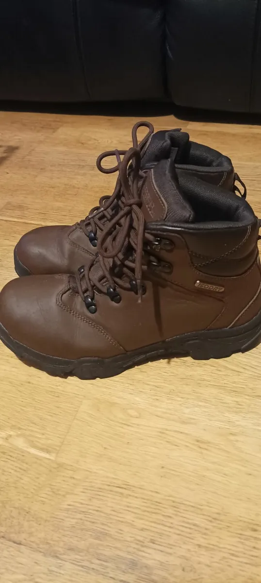 Waterproof  Hiking Boots for kids - Image 4