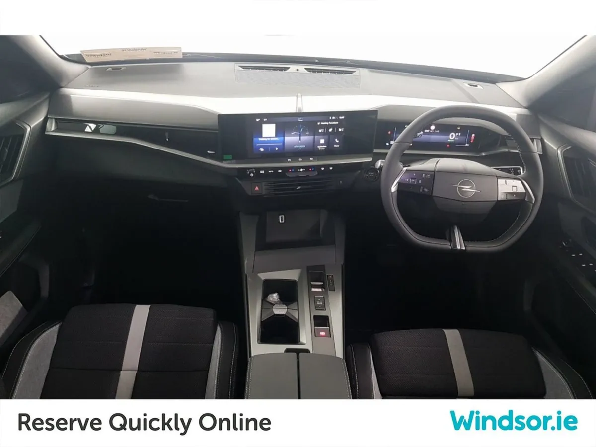Opel Grandland Electric Elegance 210hp Automatic - Image 4