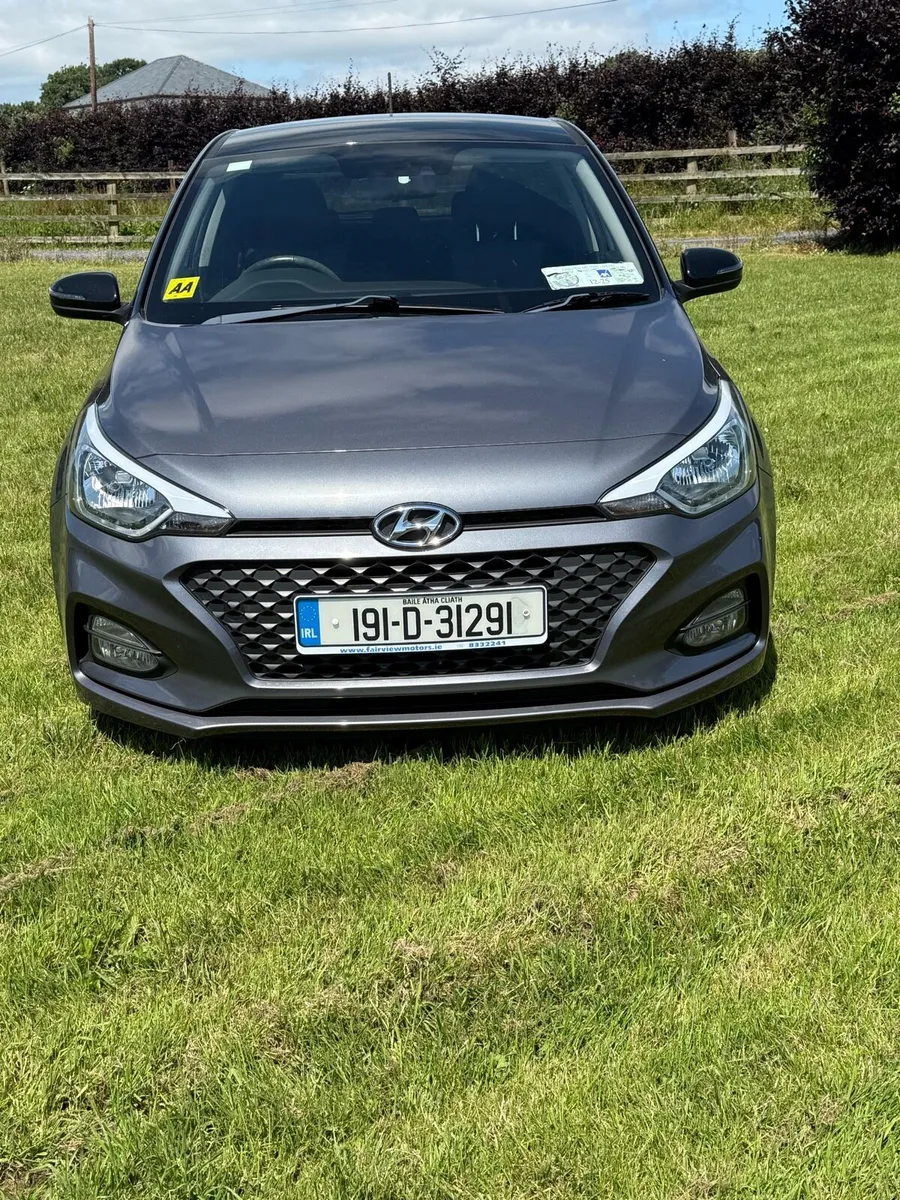 Hyundai I20 Deluxe Plus - Image 2