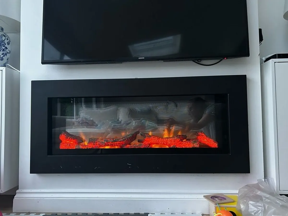 Feature Wall Electric Fireplace - priced to sell - Image 2