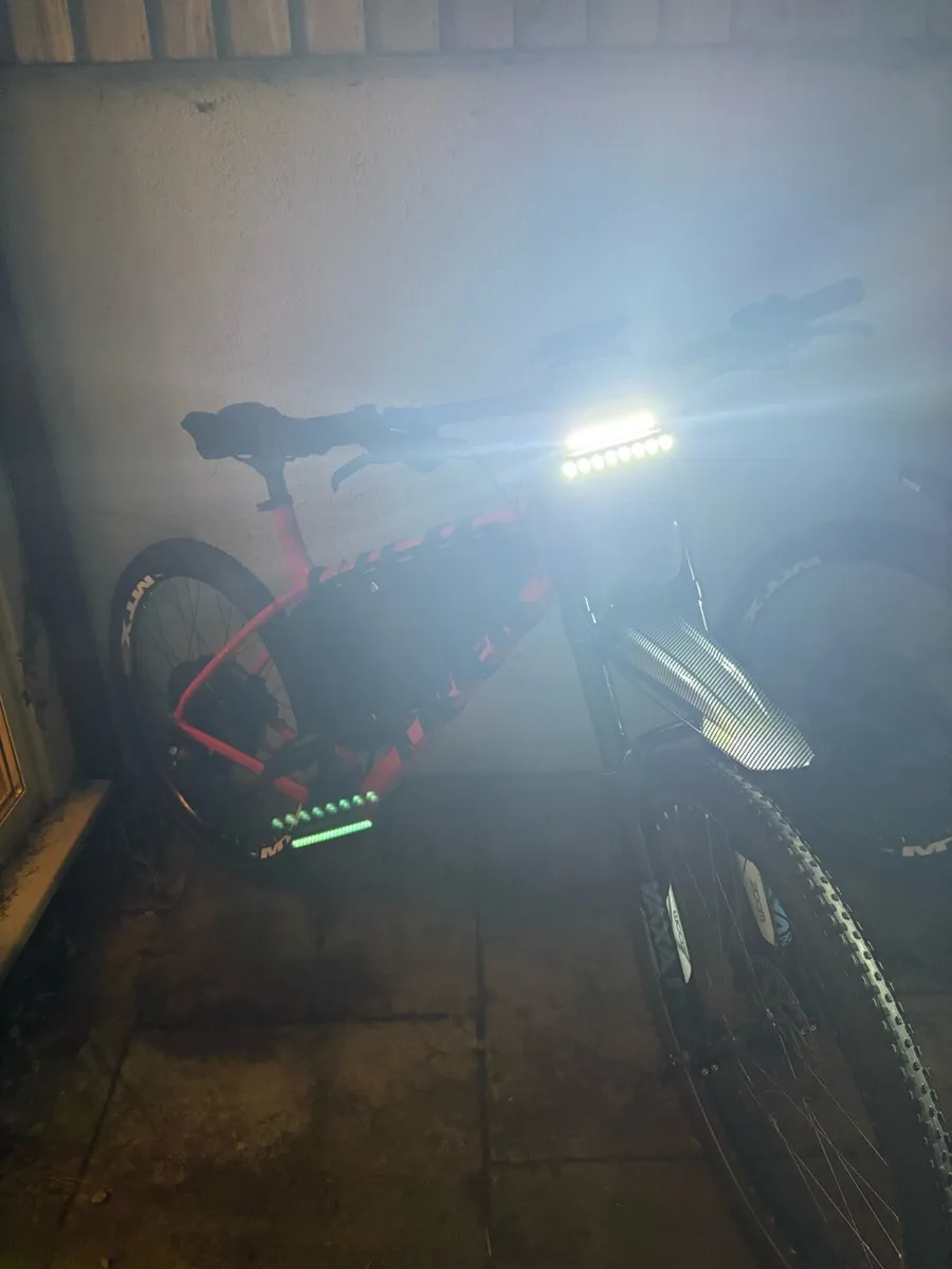 72v 3000w trek marlin (kitted out read bio) - Image 2