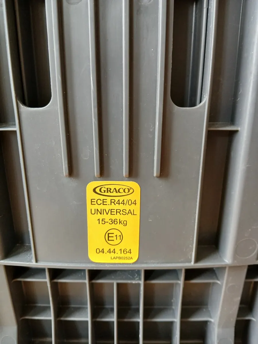 Childs car booster seat - Image 2