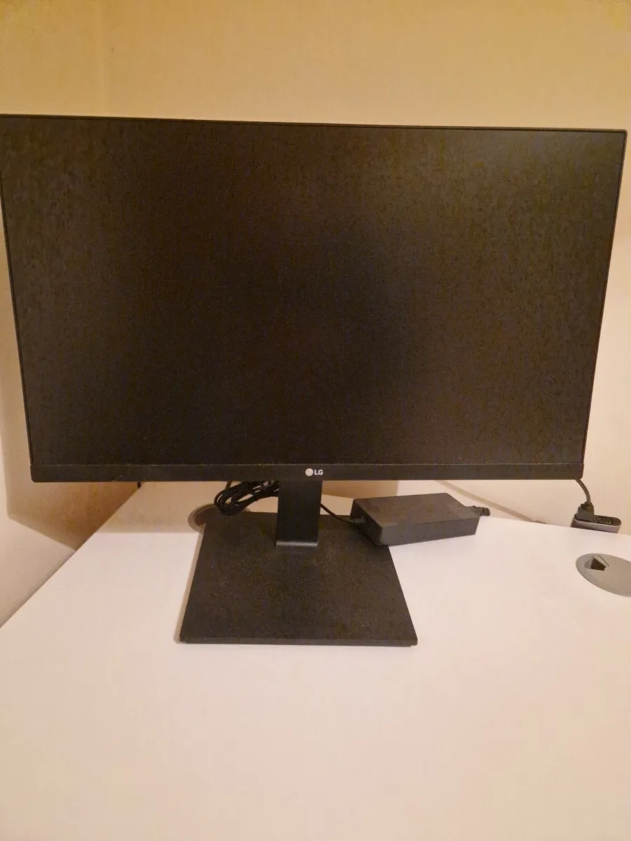 Monitor - LG 24QP750 QHD IPS USB-C Monitor - Image 4