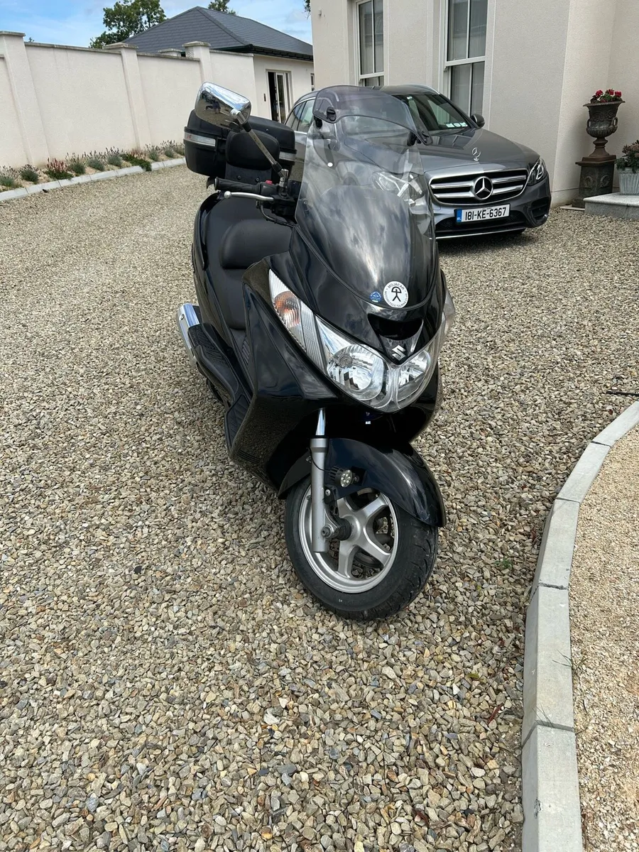 Suzuki Burgman 400 - Image 2
