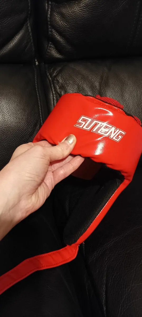 Head guard for kids kickboxing - Image 1