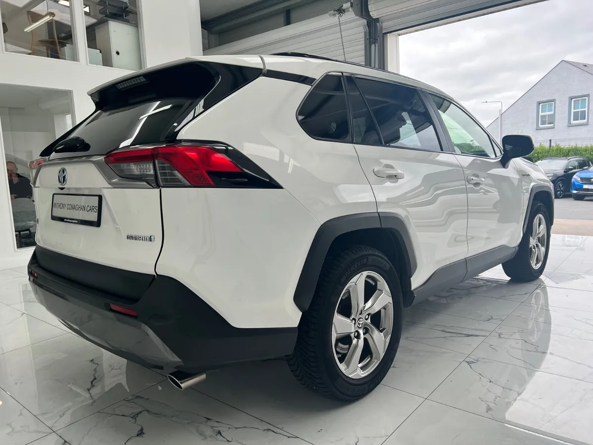 Toyota RAV4 2019 AUTO 4WD - Image 4