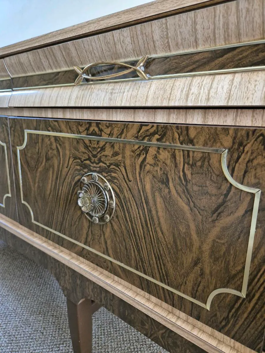 Mid-century sideboard - Image 2