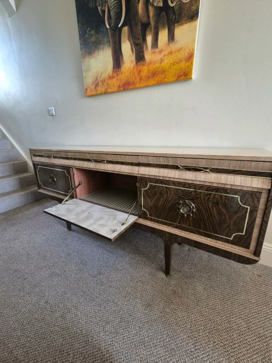 Mid-century sideboard - Image 3