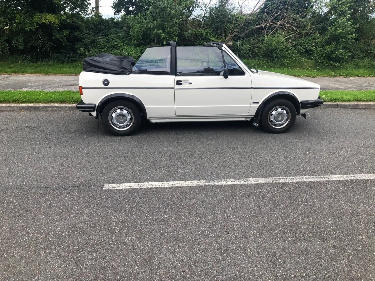 Vintage vw car - Image 1
