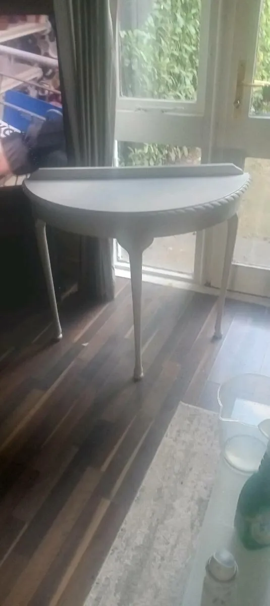 Console table - Image 2