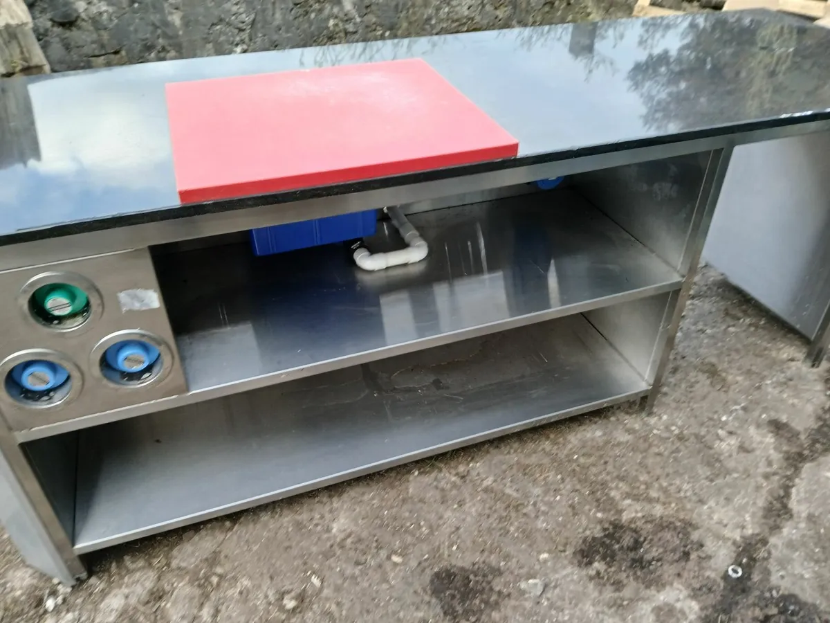 Work bench unit ...complete delivered - Image 4