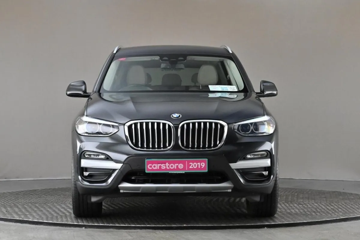 BMW X3 Xdrive 2.0d - Image 2